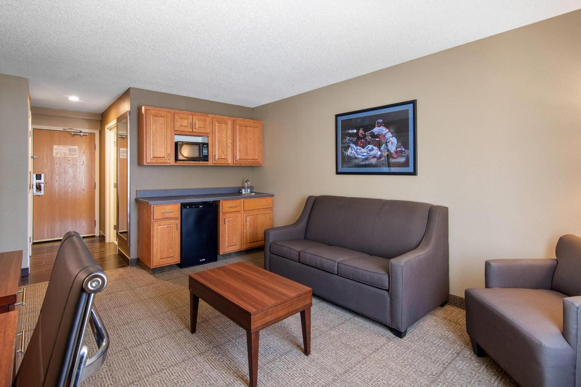 Comfort Inn&suites Milford/cooperstown Hotel 3*