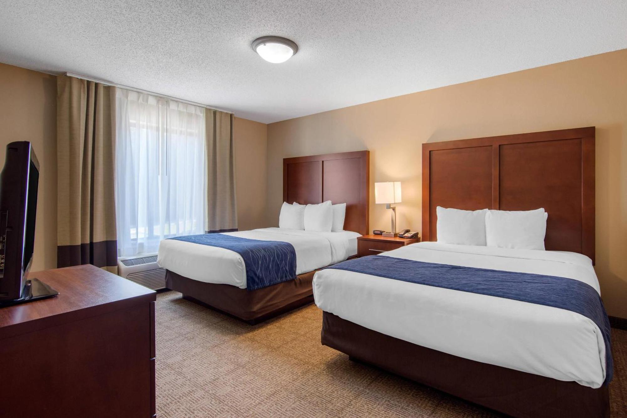 Comfort Inn&suites Milford/cooperstown 3*