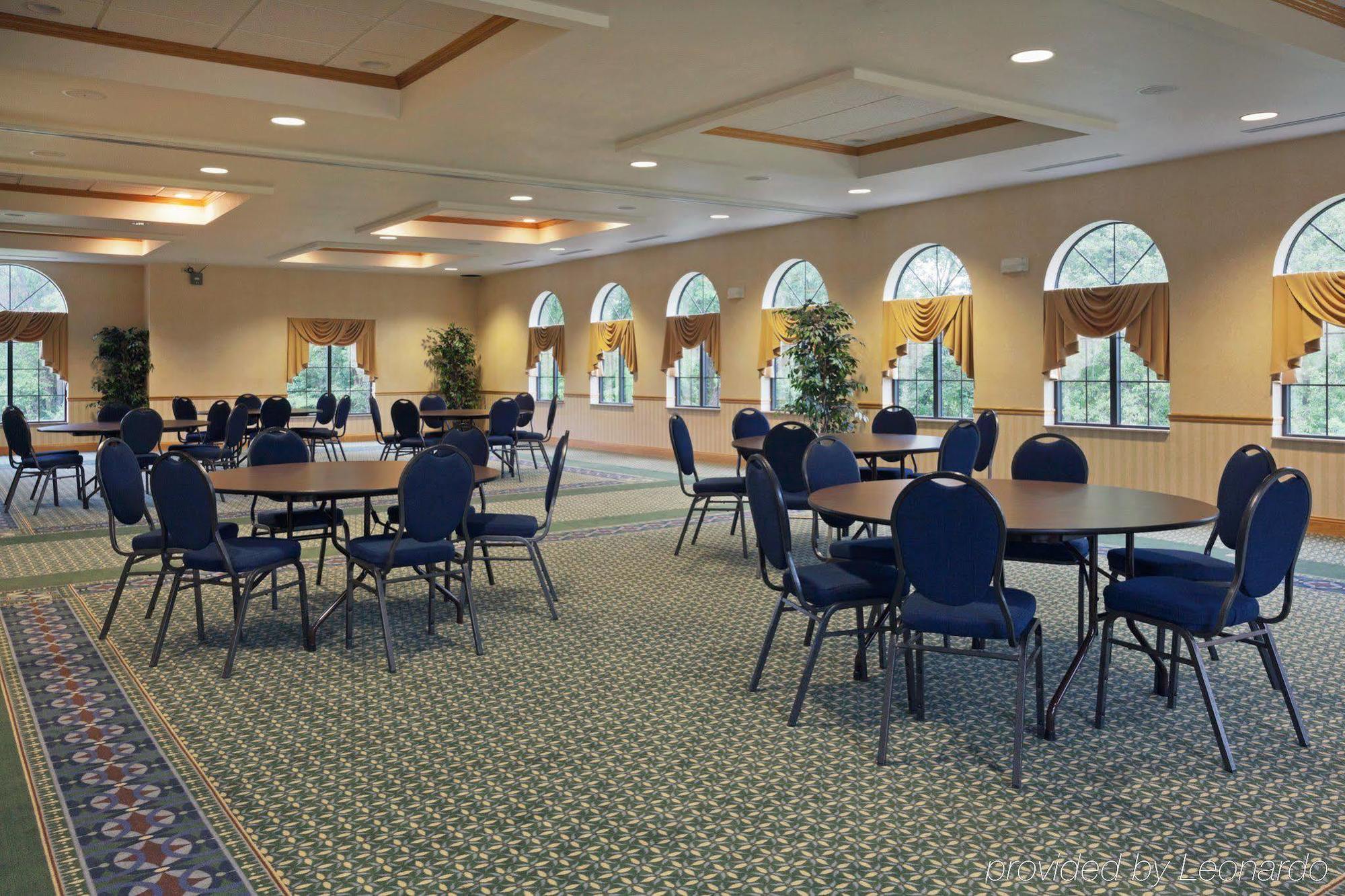 Comfort Inn&suites Milford/cooperstown